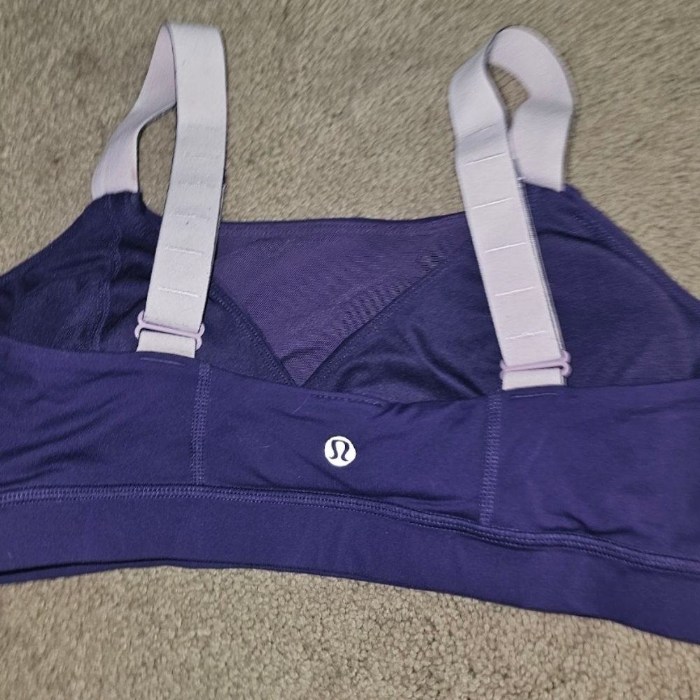 Lululemon - Picture 2 of 3